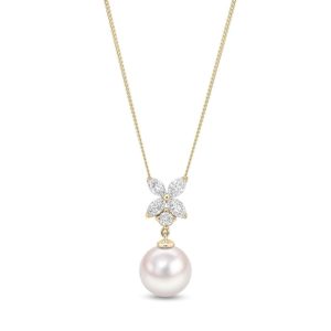 Pearl and diamond pendant
