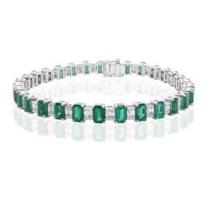 Emerald and diamond bracelet